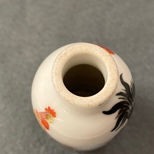 Cinq tabatières en porcelaine de Chine en bleu et blanc, rouge de fer et rouge de cuivre, 19ème — photo 13