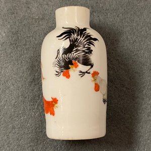 Cinq tabatières en porcelaine de Chine en bleu et blanc, rouge de fer et rouge de cuivre, 19ème — photo 14