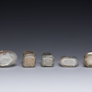 Cinq tabatières en verre peint à l'intérieur, Chine, 20ème — photo 4
