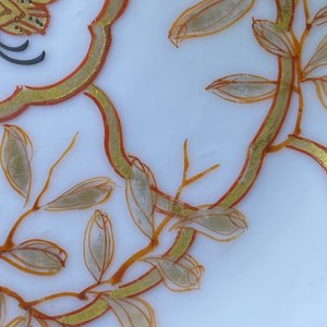 Cinq tasses et soucoupes en porcelaine de Chine en rouge de fer et doré, Yongzheng/Qianlong — photo 10