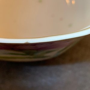 Cinq tasses et soucoupes en porcelaine de Chine famille rose à décor de papillons, 19ème — photo 17