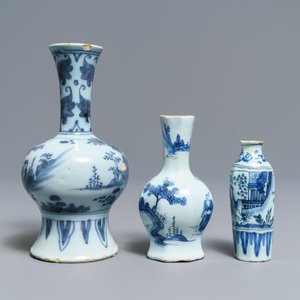 Cinq vases en faïence de Delft bleu et blanc à décor de chinoiserie, fin du 17ème — photo 11