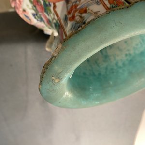 Cinq vases en porcelaine de Chine famille rose, 19ème — photo 26