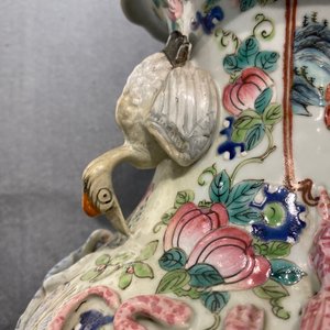 Cinq vases en porcelaine de Chine famille rose, 19ème — photo 29