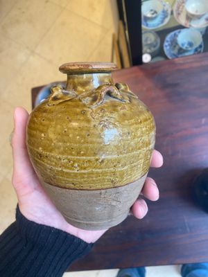 Cinq vases et un bol aux émaux monochromes, Chine, Yuan et postérieur — photo 10