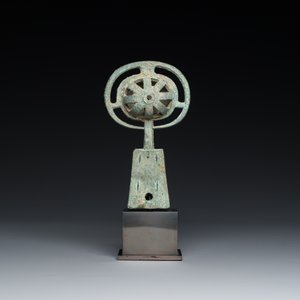 Cloche de char de type 'luan' en bronze, Chine, Zhou de l'Ouest — photo 2