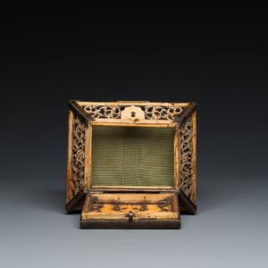 Coffret en os de morse réticulé aux montures en laiton, Kholmogory, Russie, 17ème — photo 7