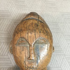 Collection africaine de figures, bracelets, armes et album de photos, 19e-20e — photo 5