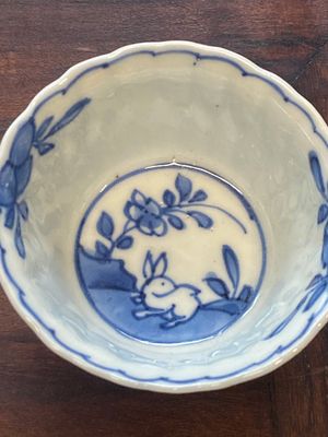 Collection de 15 tasses et 19 soucoupes en porcelaine de Chine en bleu et blanc, Kangxi/Yongzheng — photo 24