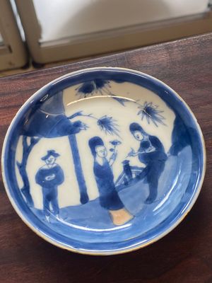 Collection de 15 tasses et 19 soucoupes en porcelaine de Chine en bleu et blanc, Kangxi/Yongzheng — photo 7
