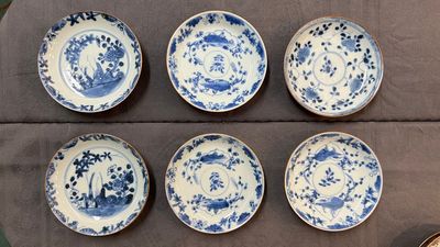 Collection de 17 tasses et 14 soucoupes en porcelaine de Chine, 18ème — photo 1