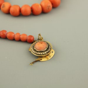Collection de bijoux en corail rouge, Chine, 19e — photo 3