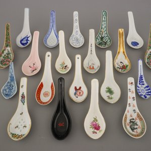 Collection de cuillères en porcelaine de Chine, 18e-20e — photo 12