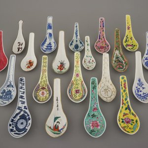 Collection de cuillères en porcelaine de Chine, 18e-20e — photo 2