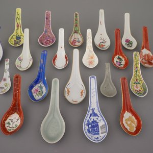 Collection de cuillères en porcelaine de Chine, 18e-20e — photo 4