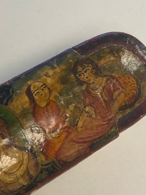 Collection de huit plumiers ou qalamdans en papier mâché laqué, art qajar, la Perse, 19ème — photo 41