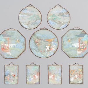 Collection de neuf peintures sur verre inversé montées en pendentifs, Chine, 19ème — photo 2