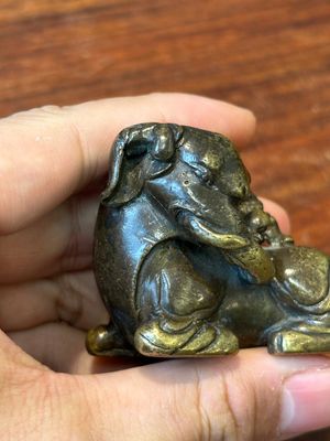 Collection de sculptures et de presse-papiers en bronze, Chine et Sino-Tibet, Qing — photo 25
