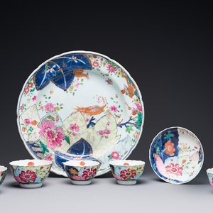Collection de sept pièces en porcelaine de Chine famille rose à décor de feuilles de tabac, Qianlong — photo 1