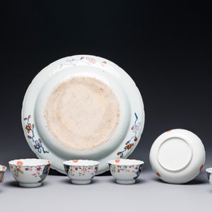 Collection de sept pièces en porcelaine de Chine famille rose à décor de feuilles de tabac, Qianlong — photo 2