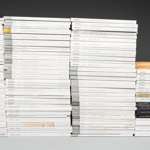 Collection variée de 155 catalogues de ventes aux enchères de Sotheby's sur l'art chinois, 2010 et après — photo 3
