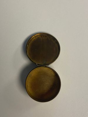 Collection variée de 16 pièces de bijoux et boîtes, dont du jade, de l'or et de l'argent, Chine, 19ème — photo 12