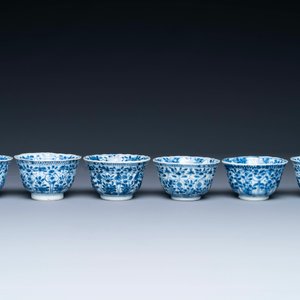 Collection variée de 18 pièces en porcelaine de Chine en bleu et blanc et famille rose, Kangxi/Yongzheng — photo 5