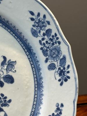 Collection variée de 45 pièces en porcelaine de Chine, Kangxi et postérieur — photo 141