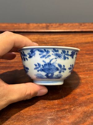Collection variée de 45 pièces en porcelaine de Chine, Kangxi et postérieur — photo 80