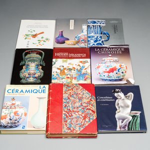 Collection variée de 88 ouvrages de référence anglais et chinois sur les céramiques et bronzes chinois — photo 3