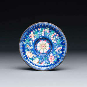 Collection variée de sept pièces en porcelaine de Chine et émaux de Canton, Kangxi et postérieur — photo 18