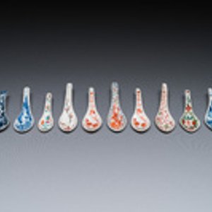 Collection variée en porcelaine de Chine, 19/20ème — photo 2