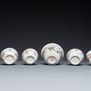 Collection variée en porcelaine de Chine en bleu et blanc et famille rose, 18/19ème — photo 13