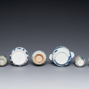 Collection variée en porcelaine de Chine en bleu et blanc et famille rose, 18ème et postérieur — photo 4