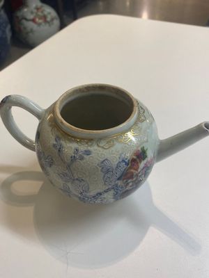 Collection variée en porcelaine de Chine en bleu et blanc et famille rose, Qianlong et postérieur — photo 14