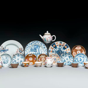 Collection variée en porcelaine de Chine en bleu et blanc, famille rose et de style Imari, Yongzheng/Qianlong — photo 1