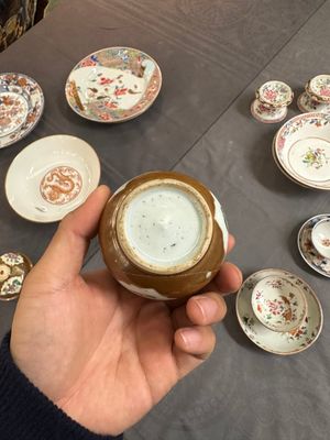 Collection variée en porcelaine de Chine famille rose et de style Imari, Yongzheng et postérieur — photo 21