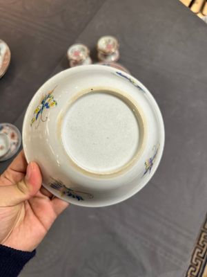 Collection variée en porcelaine de Chine famille rose et de style Imari, Yongzheng et postérieur — photo 36