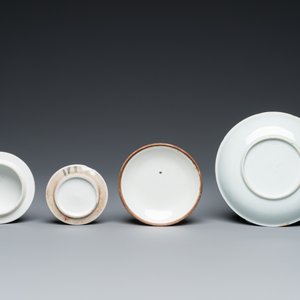 Collection variée en porcelaine de Chine famille rose et monochrome, 18/20ème — photo 9