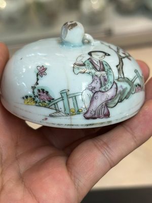 Collection variée en porcelaine de Chine famille rose et qianjiang cai, 19/20ème — photo 36