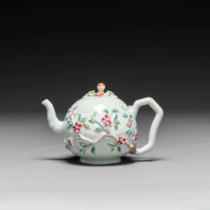 Collection variée en porcelaine de Chine famille rose, Yongzheng/Qianlong — photo 8