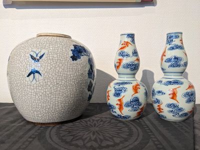 Collection variée en porcelaine de Chine, Kangxi et postérieur — photo 2