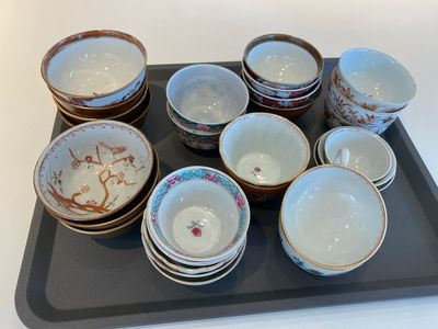 Collection variée en porcelaine de Chine, Kangxi et postérieur — photo 2