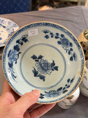 Collection variée en porcelaine de Chine, Kangxi et postérieurs — photo 33