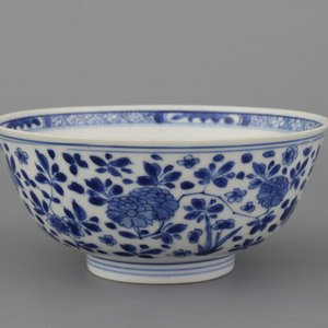 Coupe en porcelaine de Chine, bleu et blanc, Kangxi, 17e — photo 1