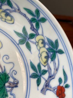 Coupe en porcelaine de Chine doucai à décor de 'sanduo', Kangxi — photo 14