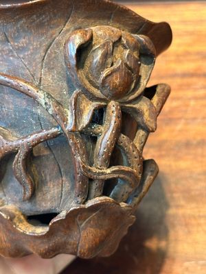 Coupe libatoire en bambou sculpté à décor de lotus, Chine, 17/18ème — photo 9
