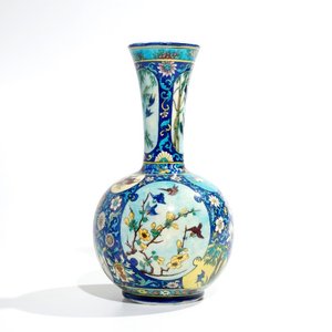 Deck, Théodore (France, 1823-1891), un vase de style Art Nouveau aux émaux polychromes — photo 1