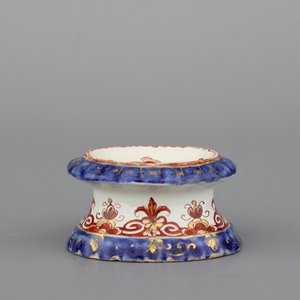 Delft doré zoutvaatje, Pieter Adriaensz. Kocx, De Grieksche A, 1705-1720 — foto 1