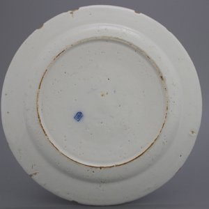 Delfts bord, genre doré, met interieur van bakkerij, 18e eeuw — foto 2